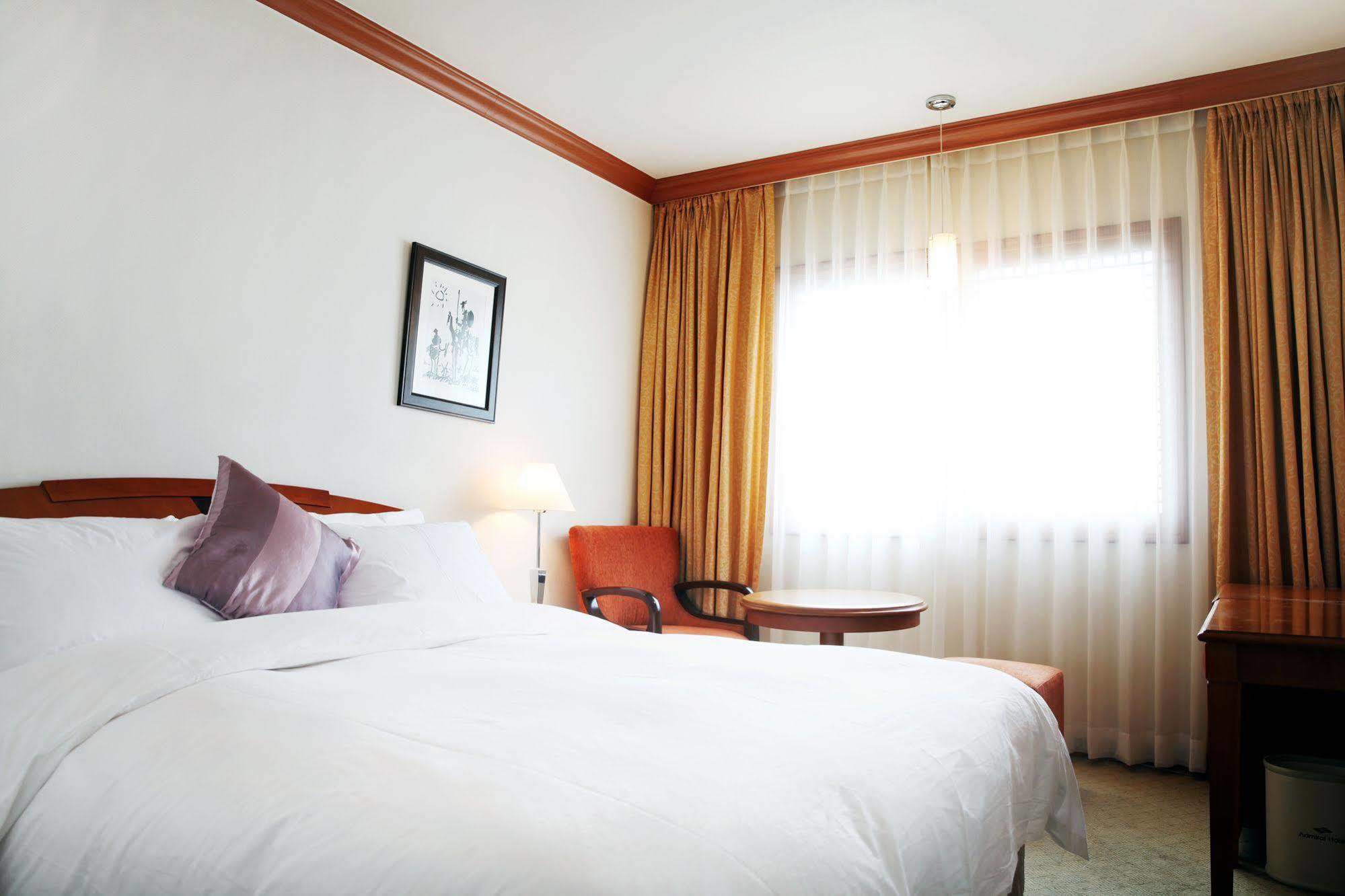 Admiral Hotel Кодже Экстерьер фото